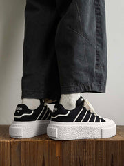 Round Toe Stripe Detail Platform Sneakers