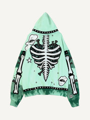 A must-have hoodie with cool Y2K print design for street style photos