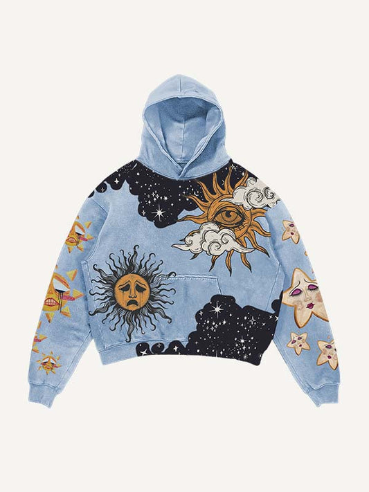 Kapuzenpullover mit schrägen Taschen und traurigem Sonne-Mond-Auge-Wolken-Grafikdruck 