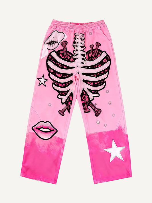 Cool Y2K print design must-have trousers for street style photos