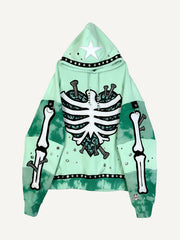 A must-have hoodie with cool Y2K print design for street style photos