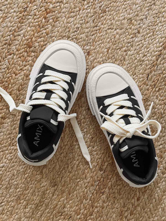 Round Toe Stripe Detail Platform Sneakers