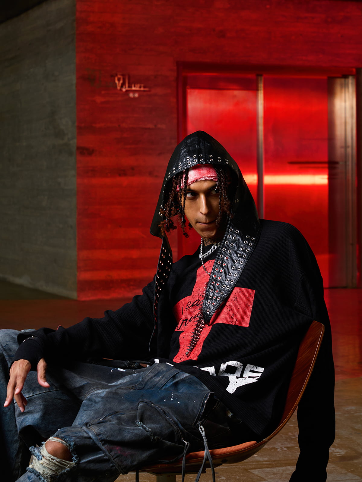 Street Cross Lettering Print Long-Sleeved T-Shirt