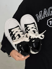 Round Toe Stripe Detail Platform Sneakers
